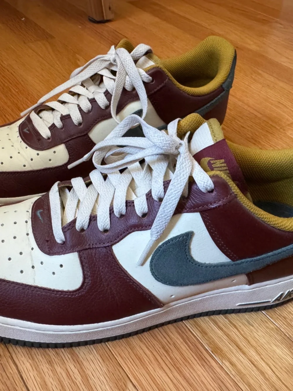 Nike Air Force 1 '07 LV8